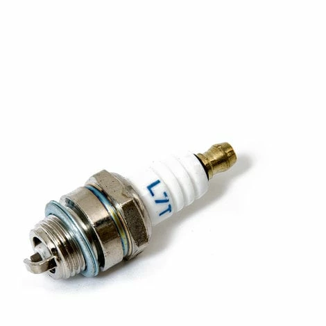 Spare Spark Plug L7T For Wolf And Powerplus Engines 1 Spare Spark Plug L7T For Wolf And Powerplus Engines